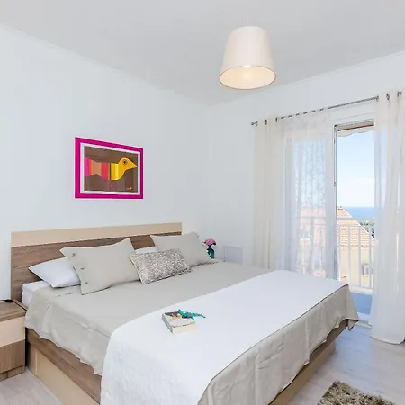 Apartment Adriatic Sunny Mlini