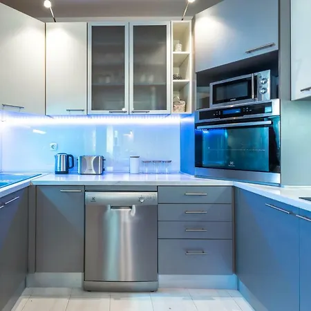 Adriatic Sunny 公寓 *