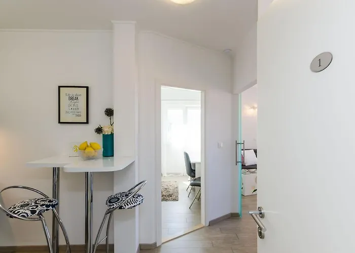 Adriatic Sunny شقة مْليني